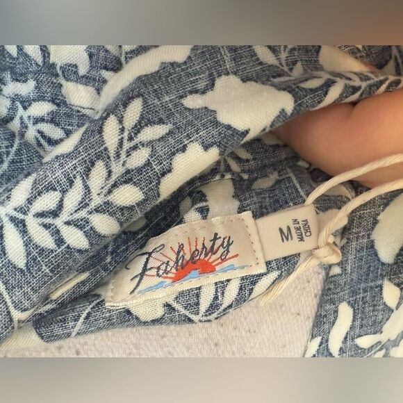 Faherty Penny dress in Indigo Echo Floral  Linen blend size medium - Picture 5 of 6